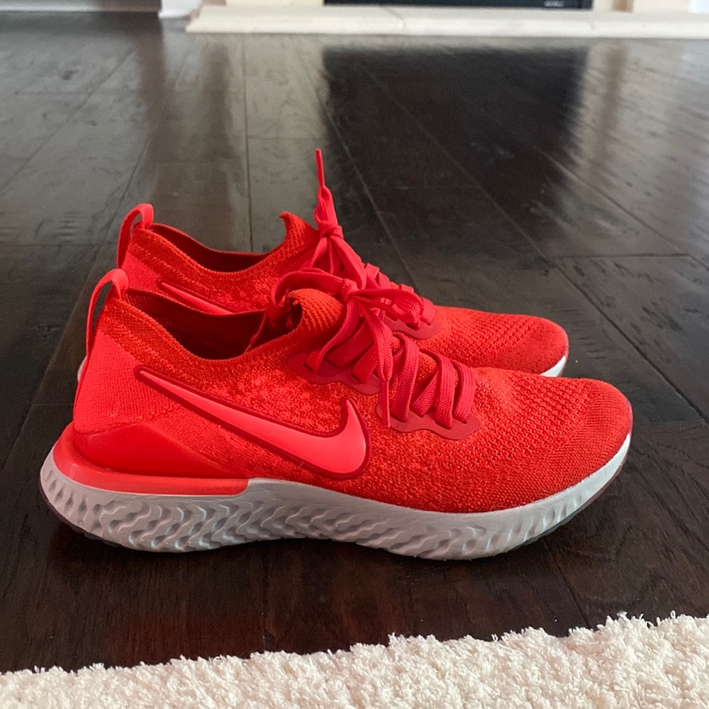 Nike Epic React Flyknit 2